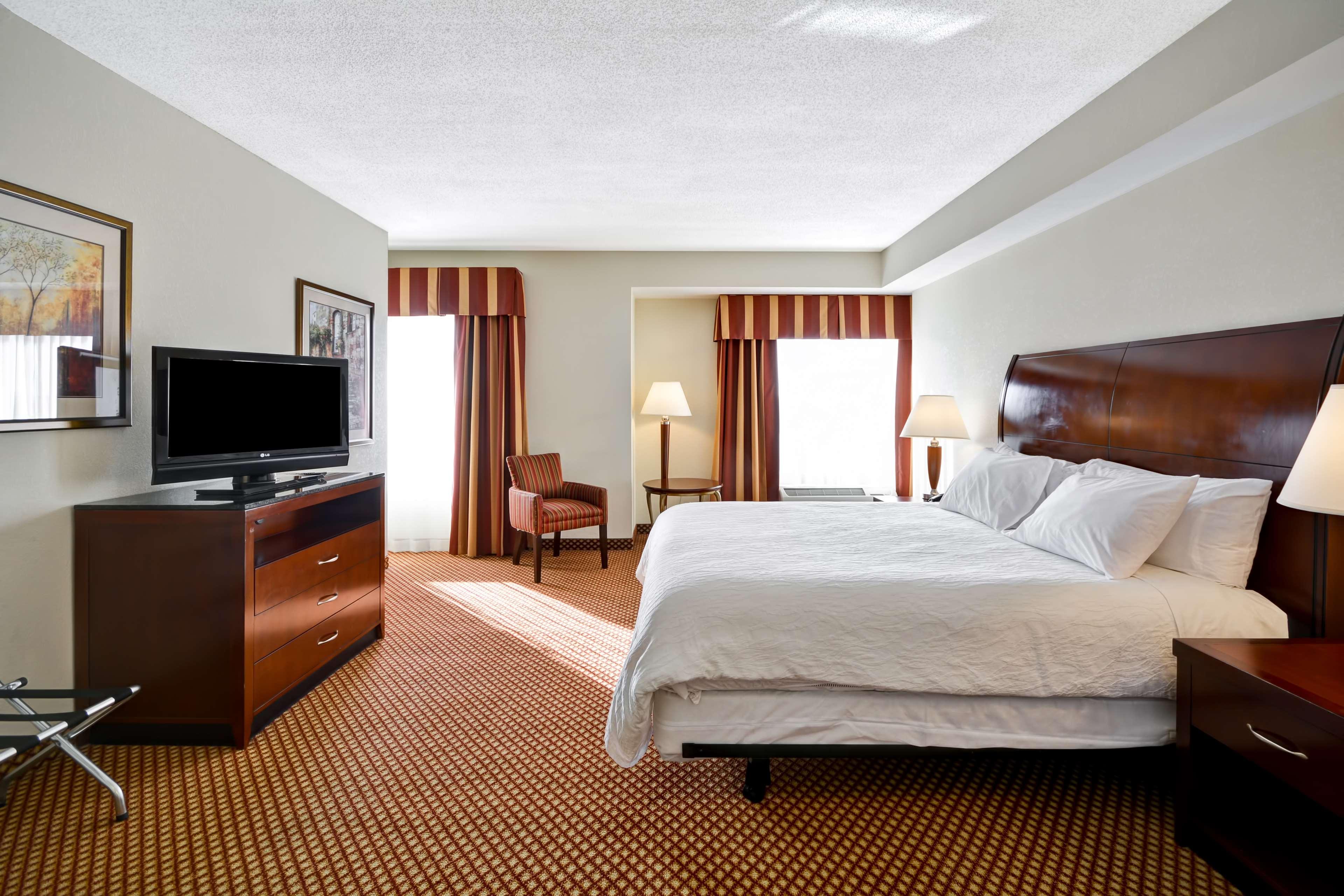 Hilton Garden Inn Tampa Riverview Брандън Екстериор снимка