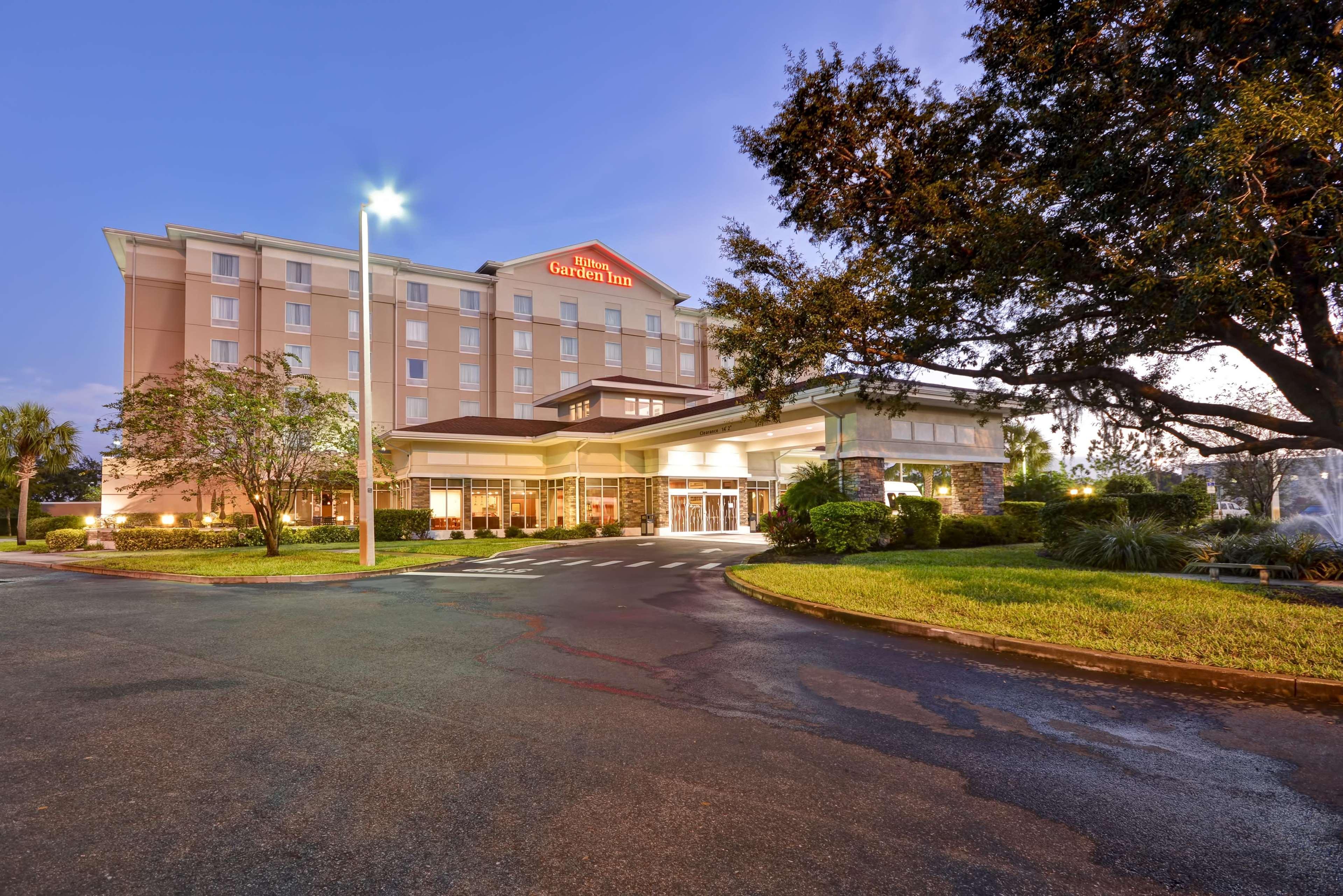 Hilton Garden Inn Tampa Riverview Брандън Екстериор снимка