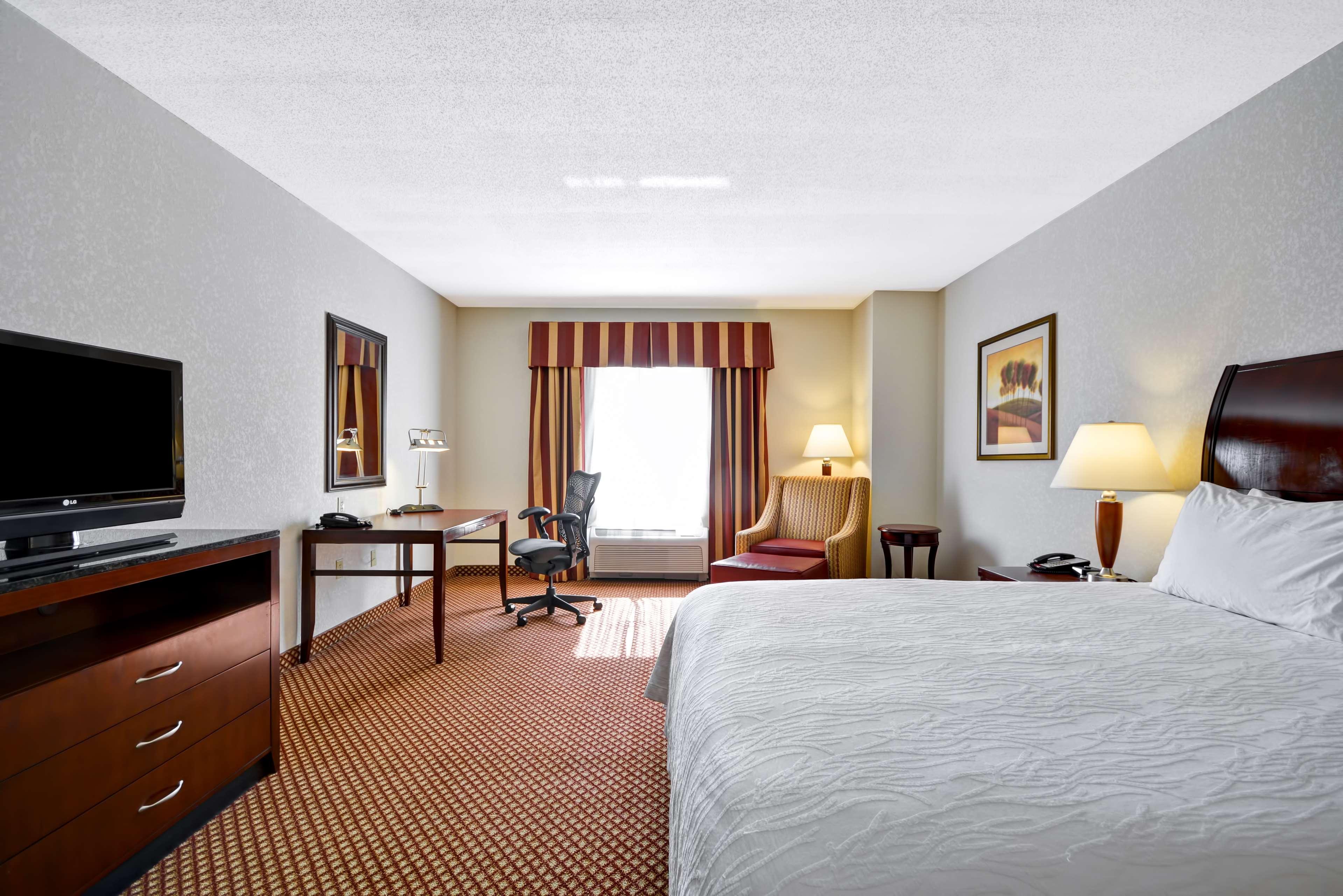 Hilton Garden Inn Tampa Riverview Брандън Екстериор снимка