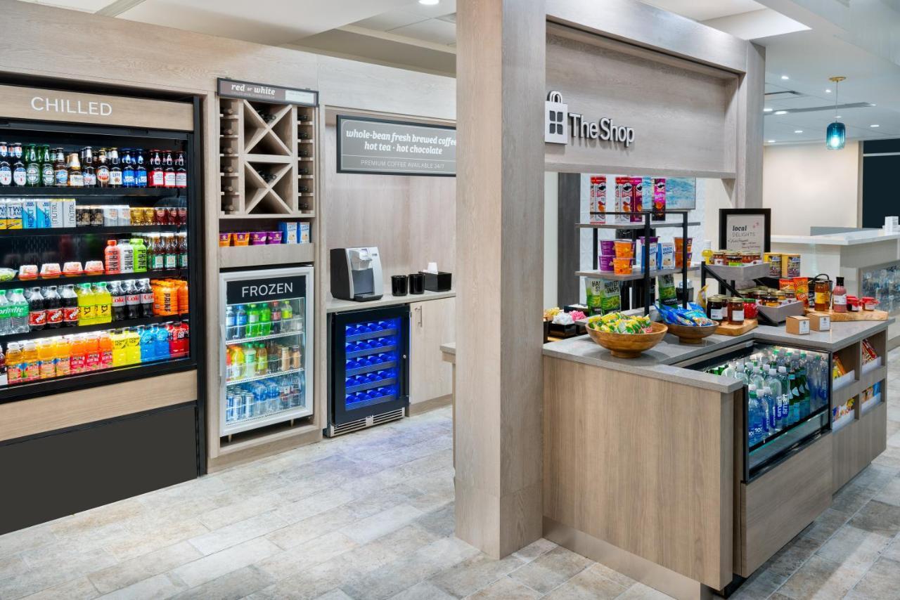 Hilton Garden Inn Tampa Riverview Брандън Екстериор снимка
