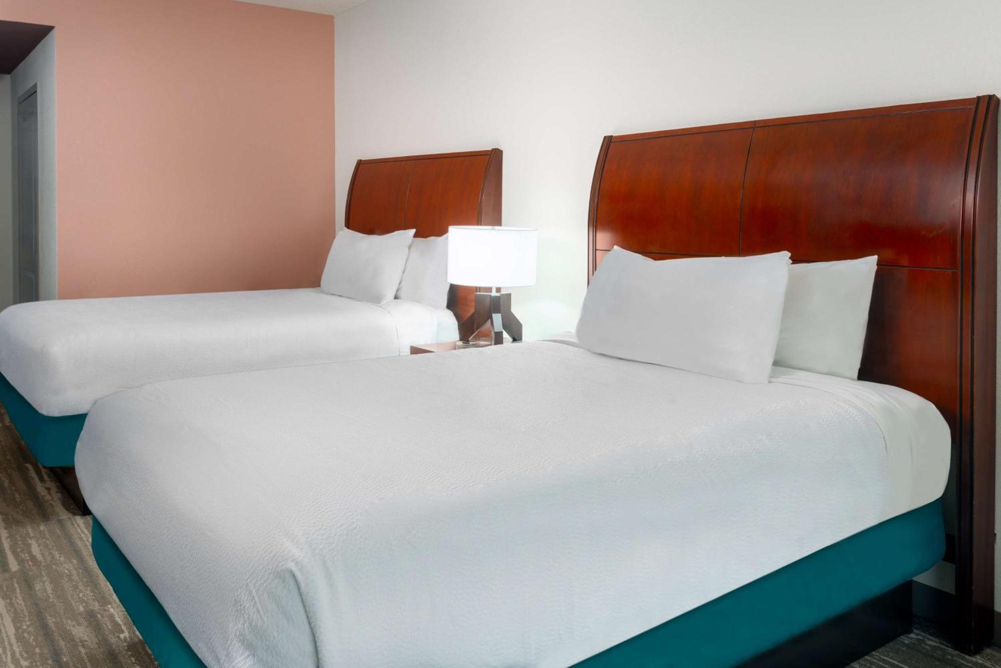 Hilton Garden Inn Tampa Riverview Брандън Екстериор снимка