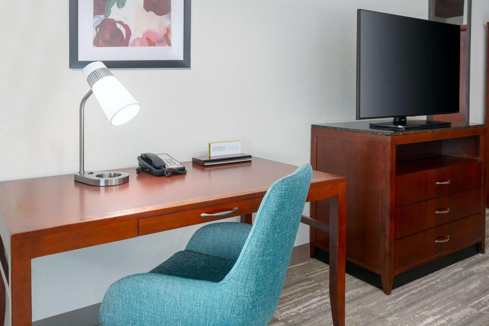 Hilton Garden Inn Tampa Riverview Брандън Екстериор снимка
