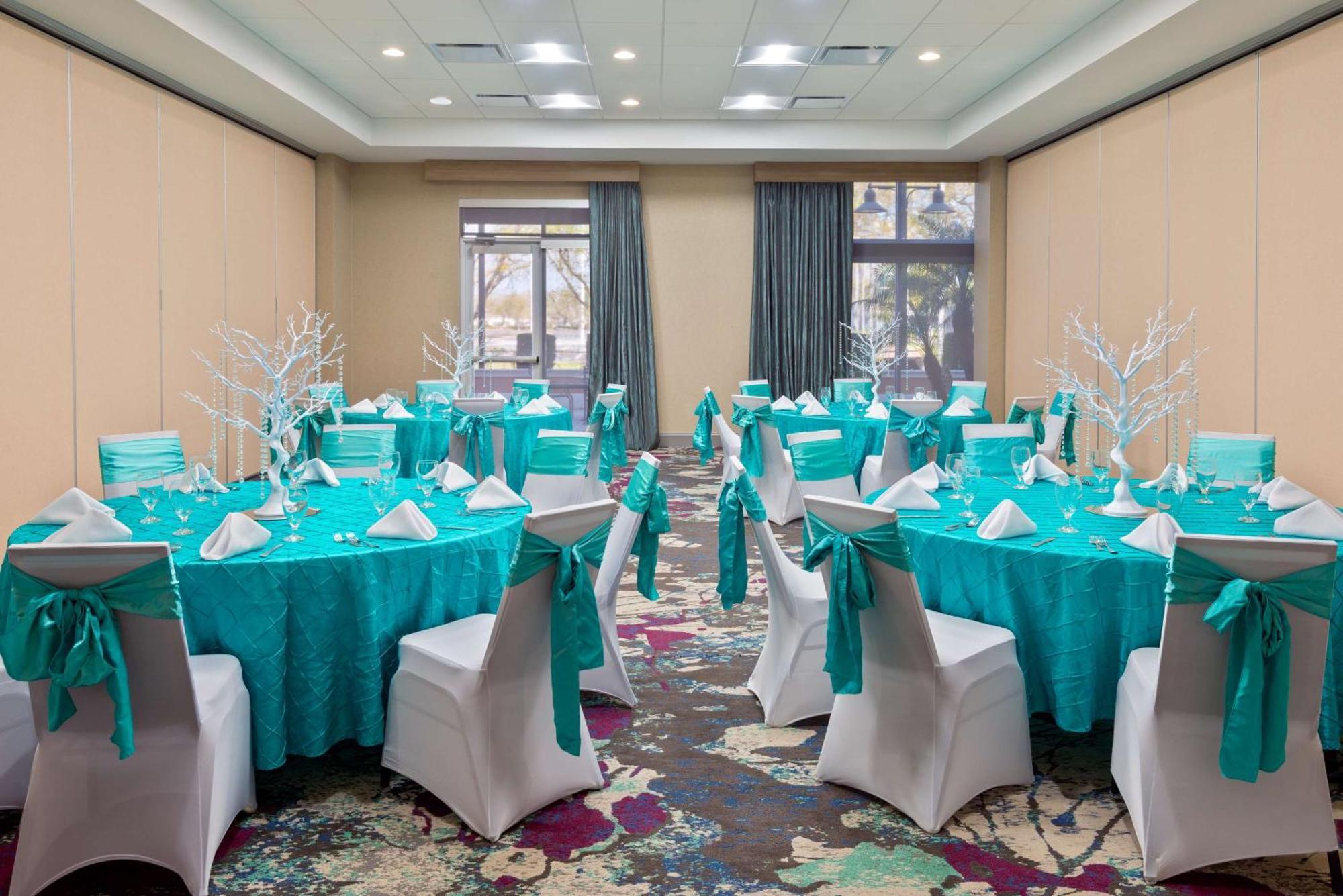 Hilton Garden Inn Tampa Riverview Брандън Екстериор снимка