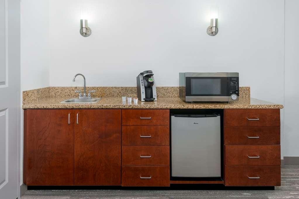 Hilton Garden Inn Tampa Riverview Брандън Стая снимка